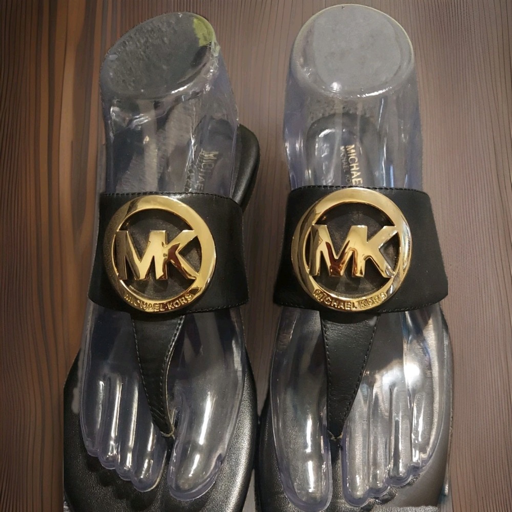 MICHAEL KORS MK Logo Slide on Thong Sandals Marlena Flats Size 8.5M Black Shoes
